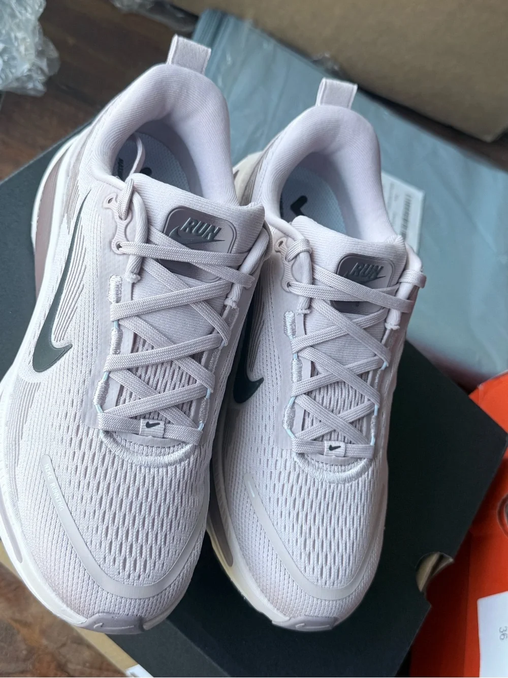 Nike Vomero 18